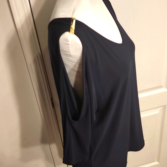 NWOT Simply Styled by Sears Shoulder Cut Out Blouse with Gold Toned Accent Bars - Picture 3 of 6